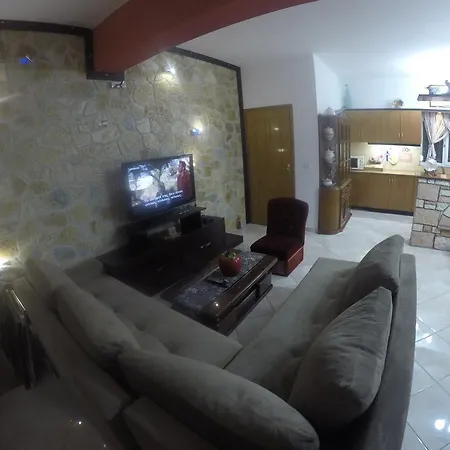 Vila Iliria Guest house 4*